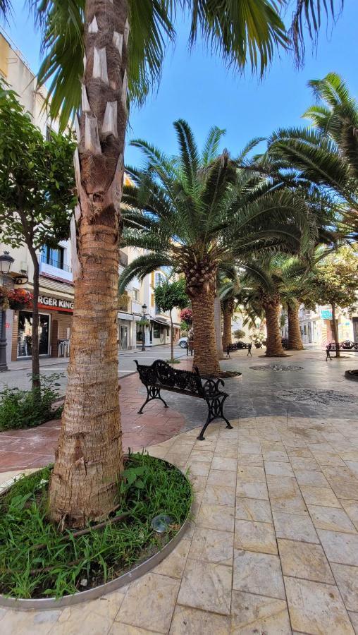 Free Parking, 40 Meters From The Beach, Wi-Fi, Ac Estepona Luaran gambar
